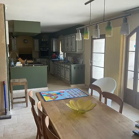 Villa De Charme A Avec Piscine Privee